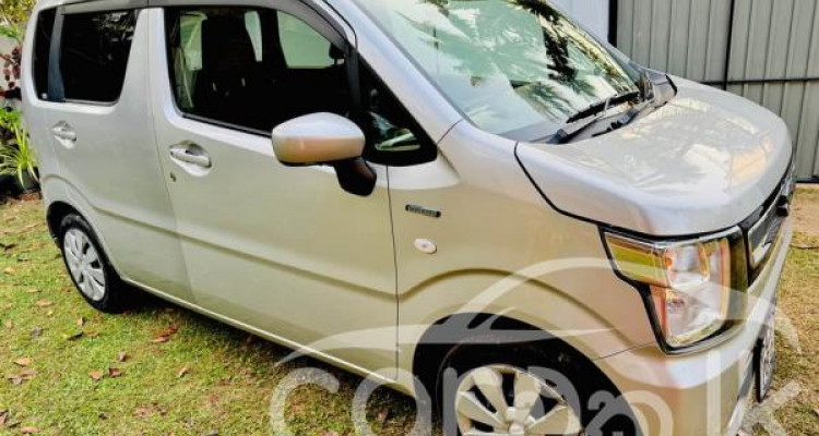 SUZUKI WAGON R FX 2017