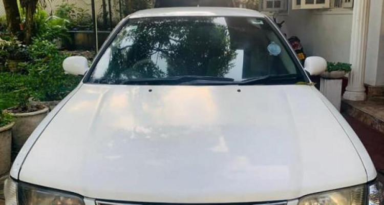 NISSAN SUNNY 2002
