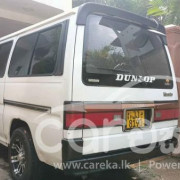 NISSAN CARAVAN 1999