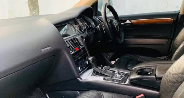 AUDI Q7 2008