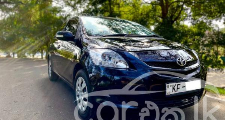 TOYOTA YARIS 2007