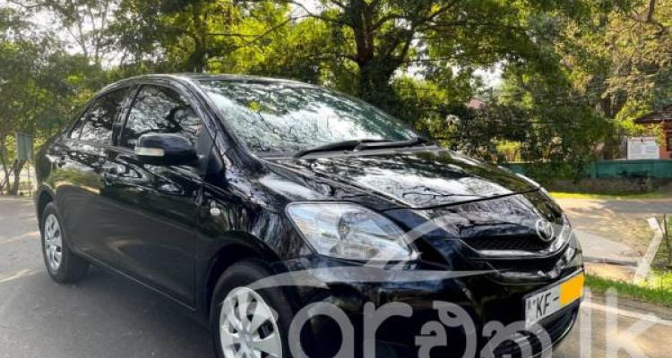 TOYOTA YARIS 2007