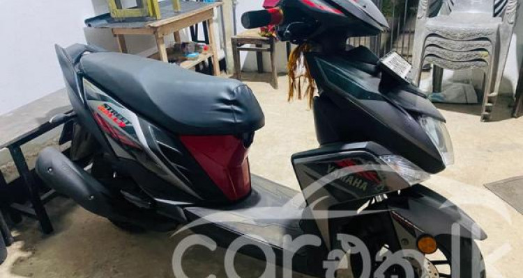 YAMAHA ZR 2018