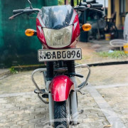 BAJAJ CT100 2013