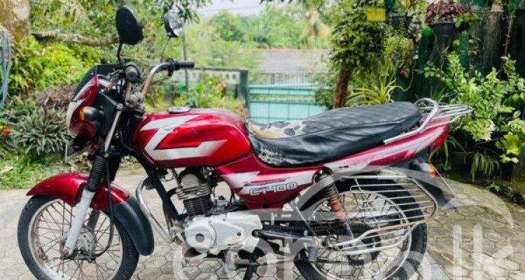 BAJAJ CT100 2013