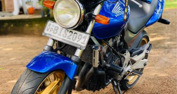 HONDA HORNET 2008