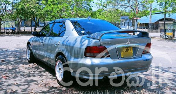 MITSUBISHI GALANT 2000
