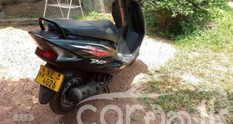HONDA DIO 2011