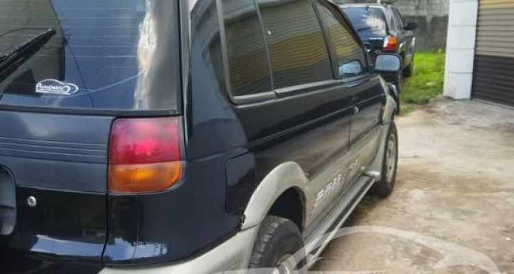 MITSUBISHI RVR 1994