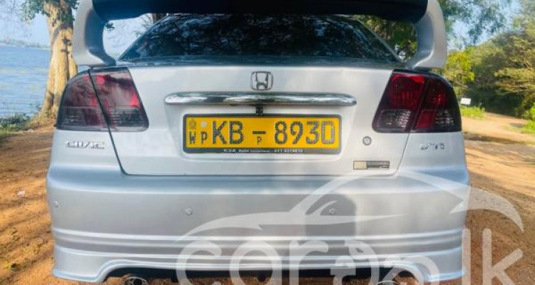 HONDA CIVIC ES8 2001
