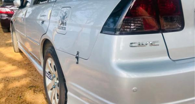 HONDA CIVIC ES8 2001