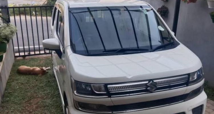 SUZUKI WAGON R 2018