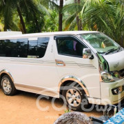 TOYOTA HIACE 2007