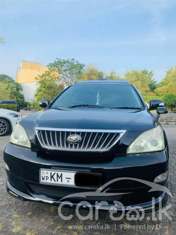 TOYOTA HARRIER 2010