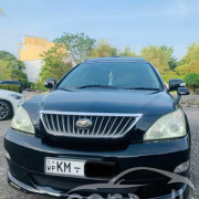 TOYOTA HARRIER 2010