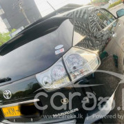 TOYOTA HARRIER 2010
