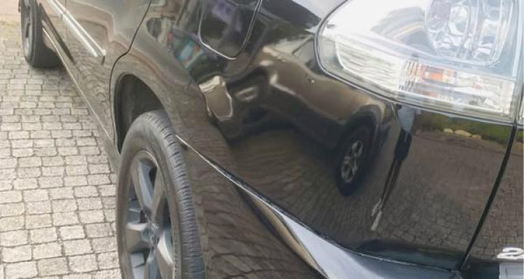 TOYOTA HARRIER 2010