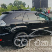 TOYOTA HARRIER 2010