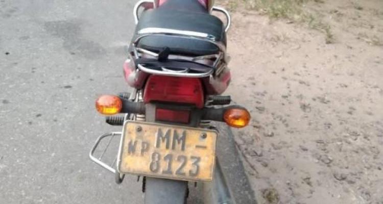 BAJAJ CT100 2005