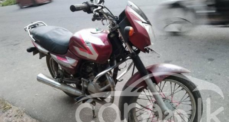 BAJAJ CT100 2005