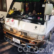 NISSAN CARAVAN 1983