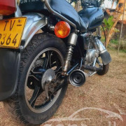 SUZUKI GN125 2007