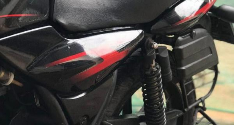 BAJAJ DISCOVER 135 2009