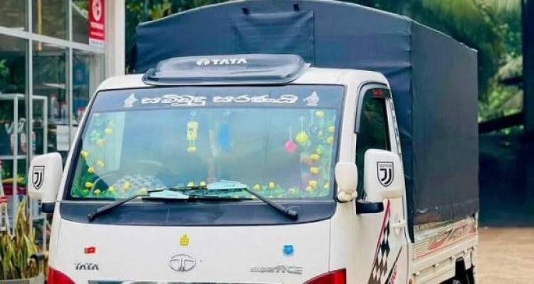 TATA SUPER ACE 2015