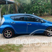 TOYOTA AQUA 2012