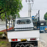 DFSK EQ1020DR 2013