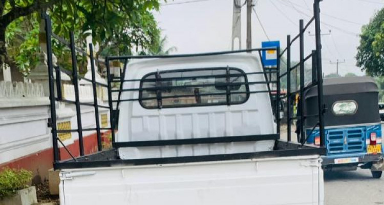 DFSK EQ1020DR 2013