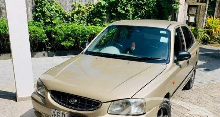HYUNDAI ACCENT 2002