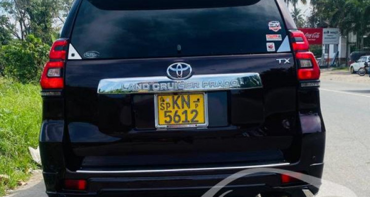 TOYOTA LAND CRUISER PRADO 150 2010