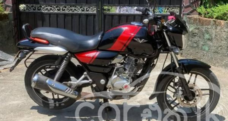 BAJAJ V15 2016