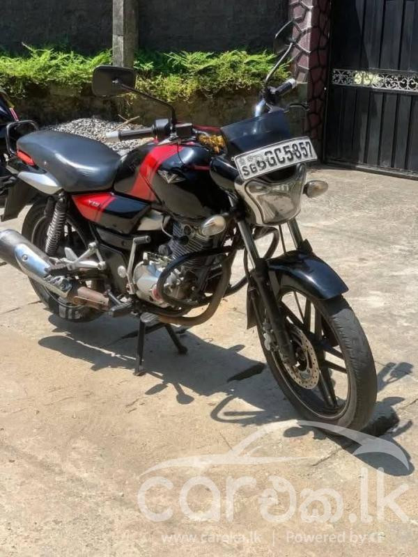 BAJAJ V15 2016