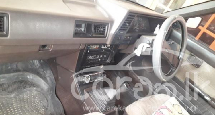 NISSAN SUNNY 1988