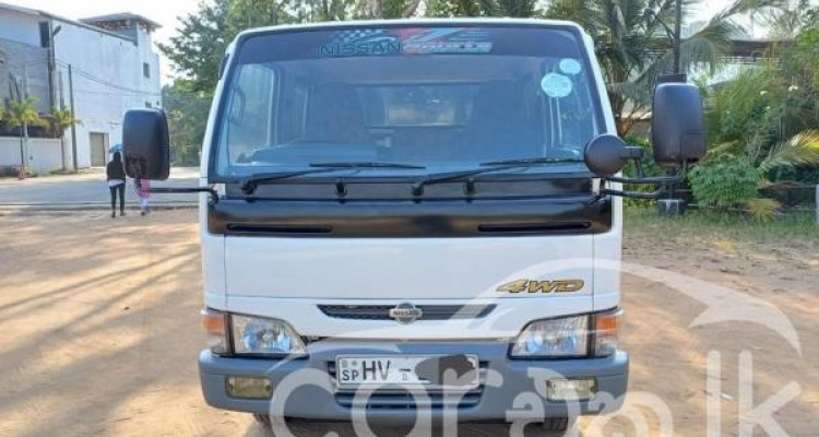 NISSAN ATLAS CREW CAB 1999