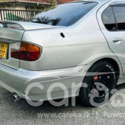 NISSAN PRIMERA 2000