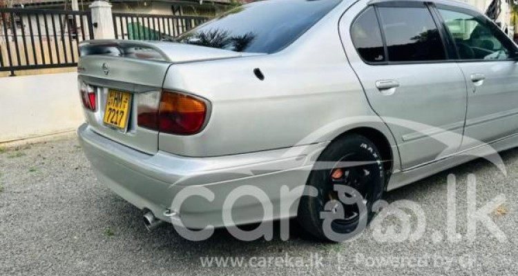 NISSAN PRIMERA 2000
