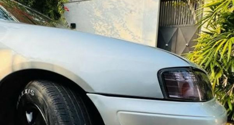 NISSAN PRIMERA 2000