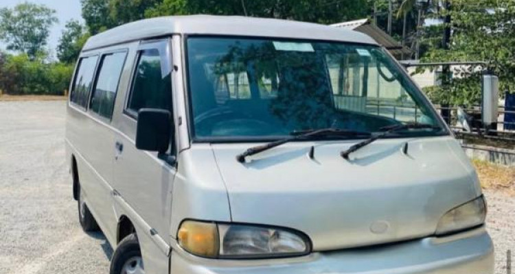 HYUNDAI H100 2002
