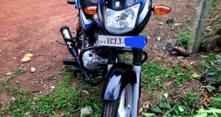 BAJAJ CT100 2014