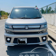 SUZUKI WAGON R PREMIUM 2018