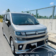 SUZUKI WAGON R PREMIUM 2018
