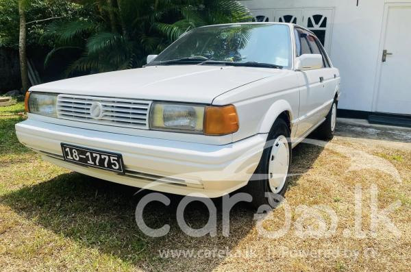NISSAN TRAD SUNNY 1989