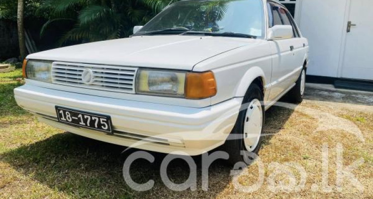 NISSAN TRAD SUNNY 1989