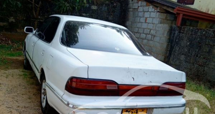 TOYOTA VISTA 1990