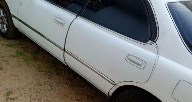 TOYOTA VISTA 1990
