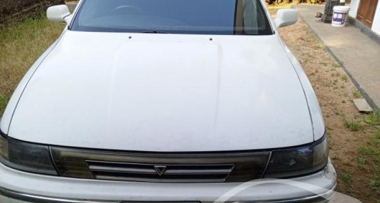 TOYOTA VISTA 1990
