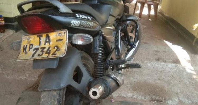 BAJAJ PULSAR 180 2007